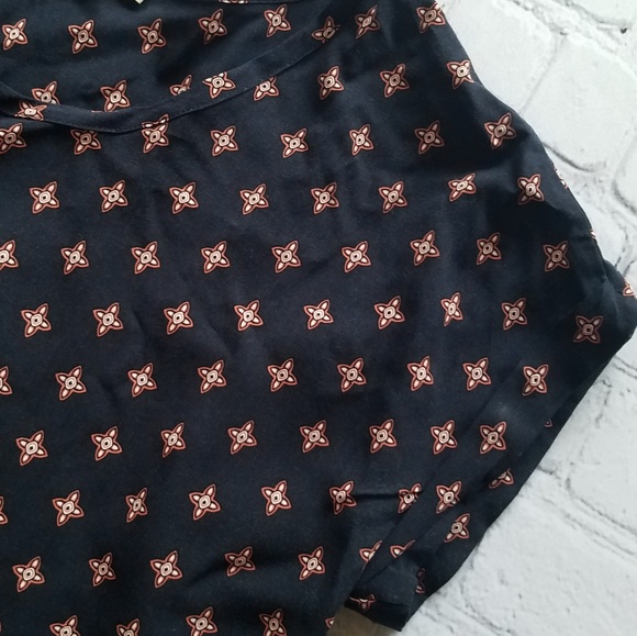 Navy Pleione Shirt Womens Size Medium - Picture 3 of 6